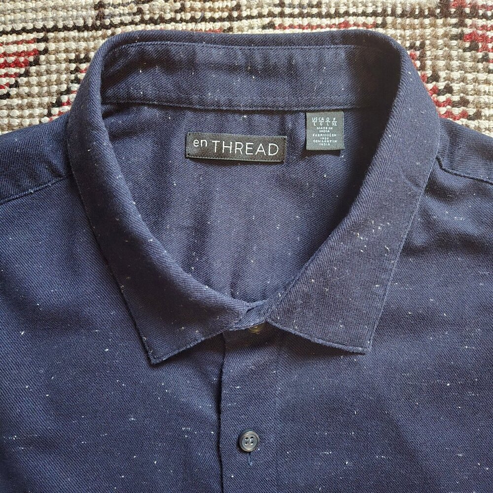 EnThread Men’s Textured Casual Shirt (Size L)